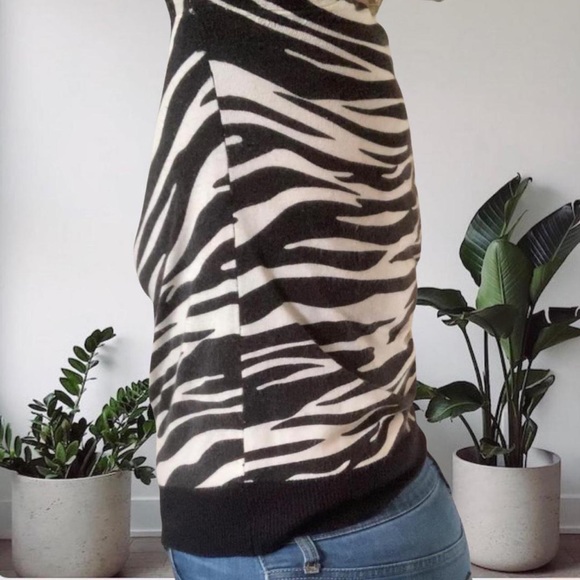 Retro Y2K Zebra Print Sweater Pull Over Black White Size Medium - Picture 4 of 10